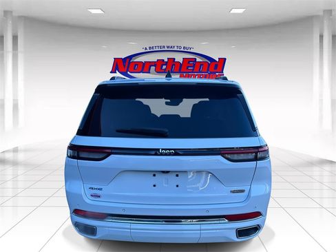 Used 2022 Jeep Grand Cherokee Overland image 4