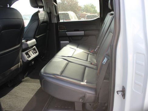 Used 2025 Ford F250 Lariat w/ Black Appearance Package AWD/4WD image 7