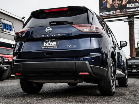Used 2024 Nissan Rogue SV AWD/4WD image 6