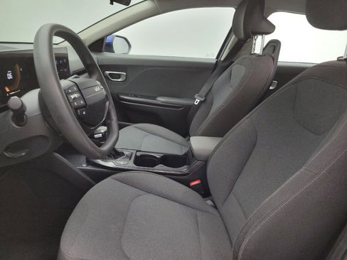 Used 2025 Kia K4 FWD image 17