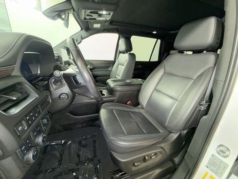 Used 2022 Chevrolet Tahoe Z71 w/ Luxury Package image 13