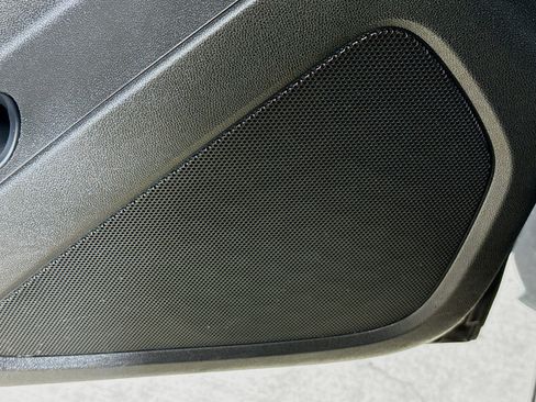 Used 2024 Chevrolet Equinox LT image 21