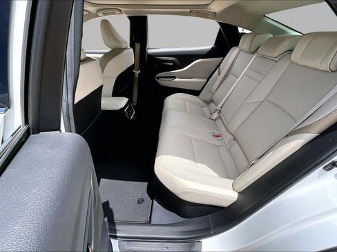 Used 2024 Toyota Crown AWD/4WD image 20