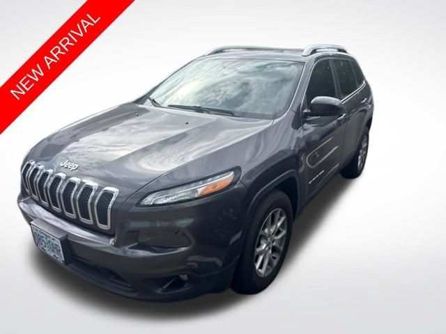 Used 2017 Jeep Cherokee Latitude w/ True North Edition AWD/4WD image 1