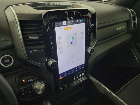 Used 2024 RAM 1500 Laramie image 18