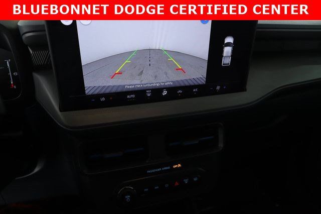 Used 2025 Ford Maverick Lobo AWD/4WD image 12