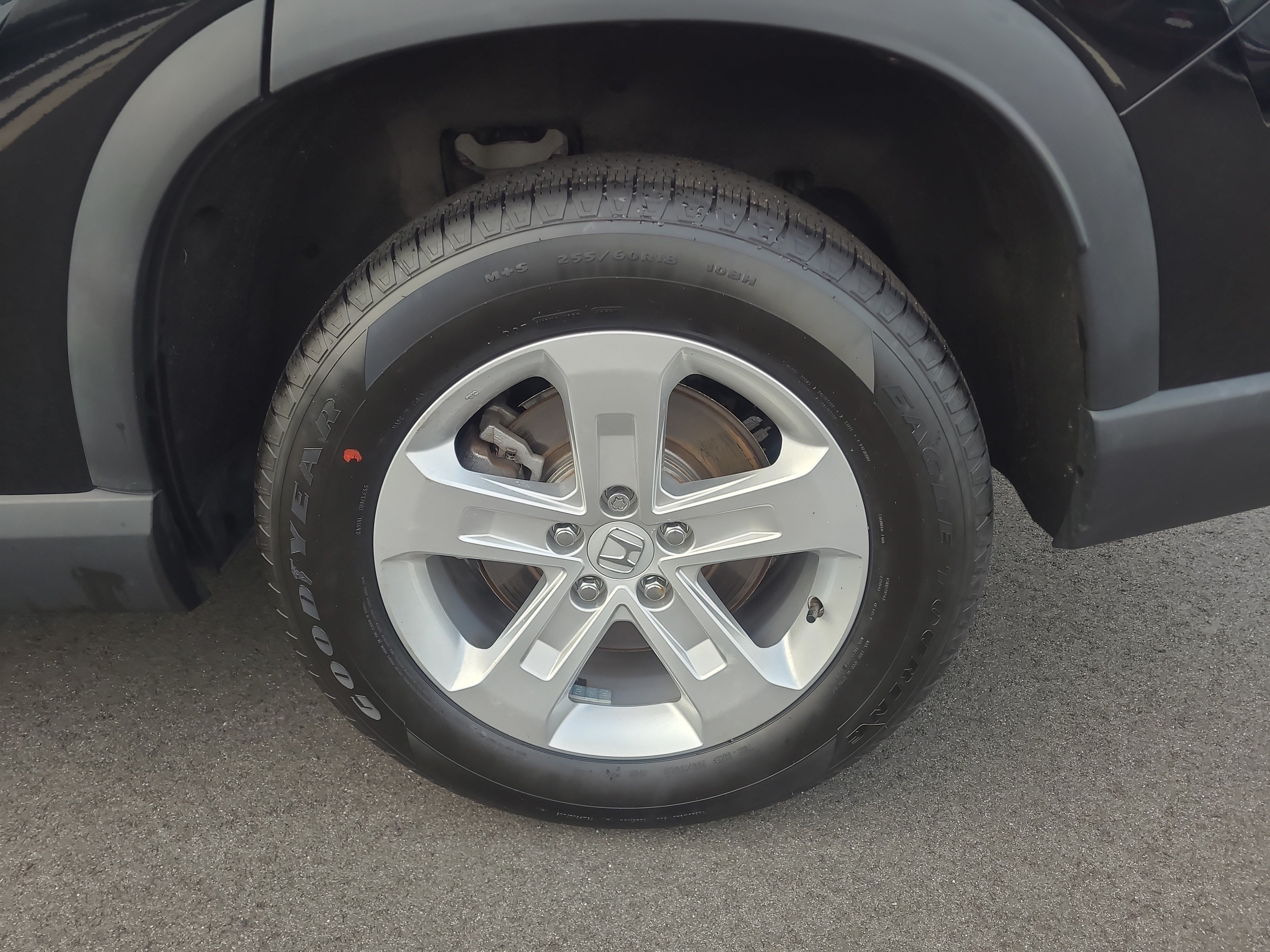 Used 2023 Honda Pilot LX image 10