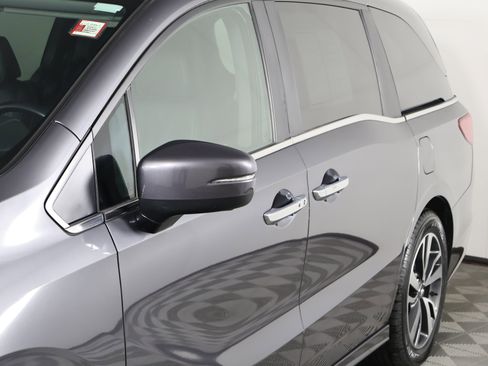 Certified 2024 Honda Odyssey Touring image 13