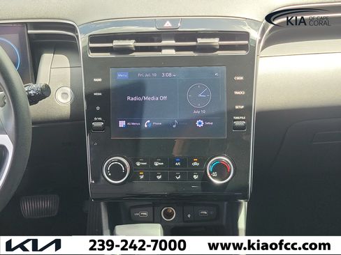 Used 2022 Hyundai Santa Cruz SEL w/ Activity Package FWD image 16