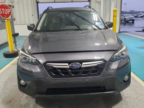 Used 2023 Subaru Crosstrek 2.0i Premium image 2