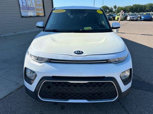 Used 2021 Kia Soul S FWD image 2