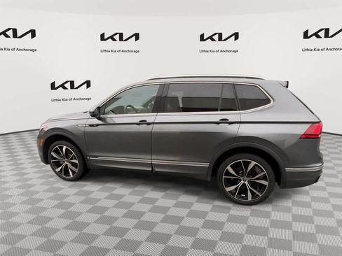 Used 2022 Volkswagen Tiguan SEL R-Line AWD/4WD image 6