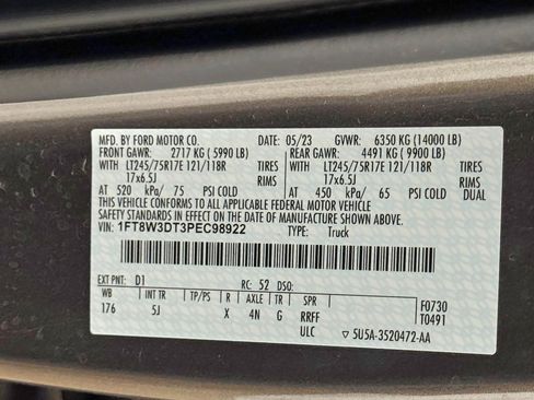Used 2023 Ford F350 Lariat AWD/4WD image 35
