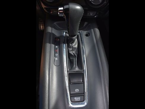 Used 2021 Honda HR-V Sport image 13