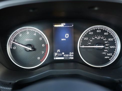 Used 2020 Subaru Forester Limited image 23