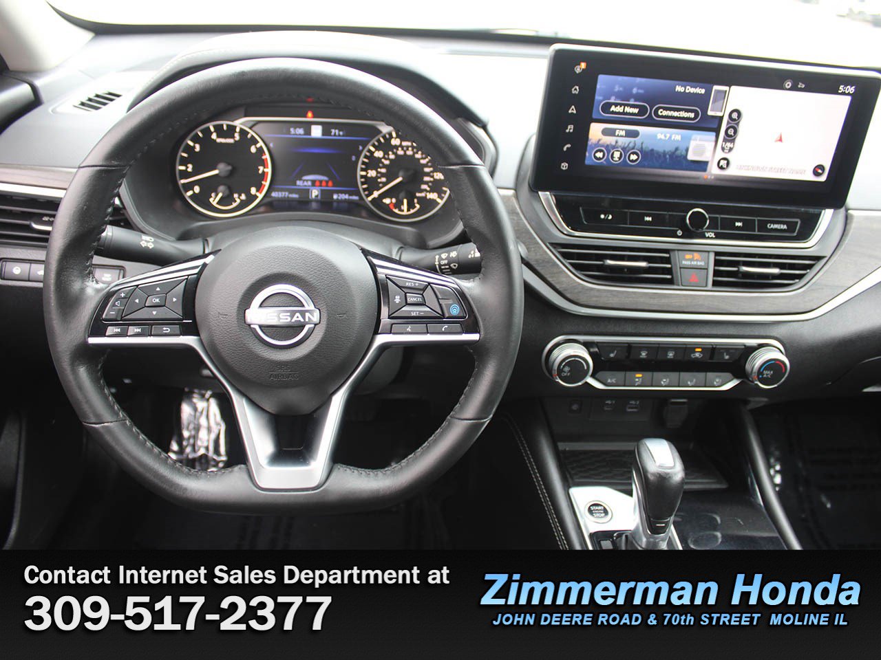 Used 2023 Nissan Altima 2.5 SV w/ SV Premium Package AWD/4WD image 11