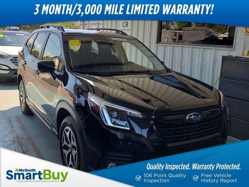 Used 2023 Subaru Forester Premium image 1