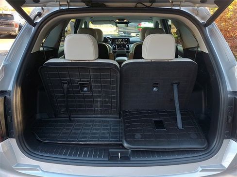 Certified 2022 Kia Sorento SX image 31