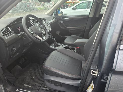 Used 2024 Volkswagen Tiguan Wolfsburg Edition FWD image 7