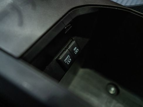 Certified 2023 Toyota Camry SE w/ Convenience Package image 29