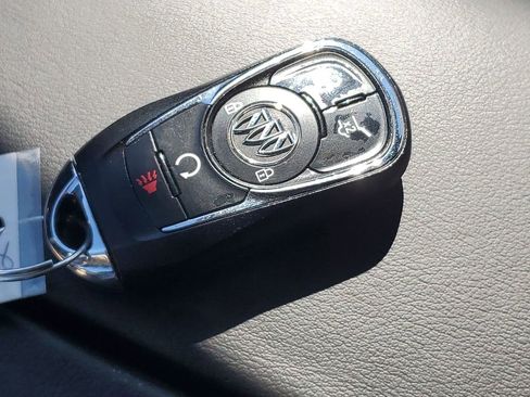 Used 2016 Buick Envision Premium image 39