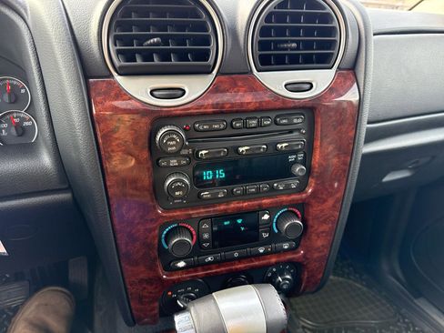 Used 2007 GMC Envoy SLT image 18