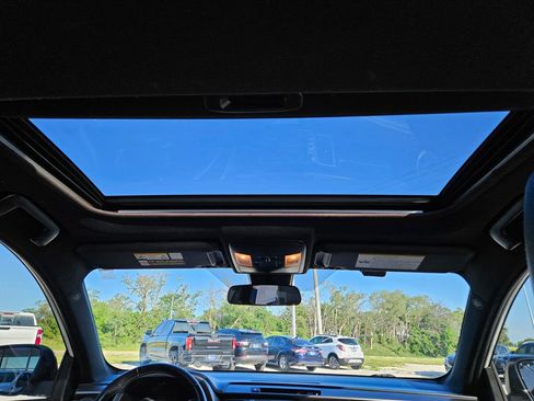 Used 2017 Toyota RAV4 SE AWD/4WD image 34