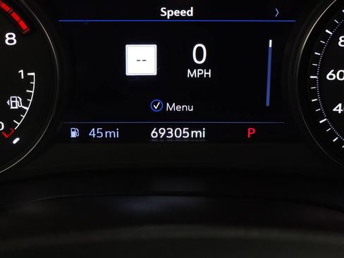 Used 2023 Cadillac XT6 Premium Luxury w/ Technology Package AWD/4WD image 22