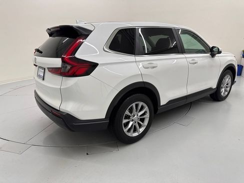 Used 2023 Honda CR-V EX image 7