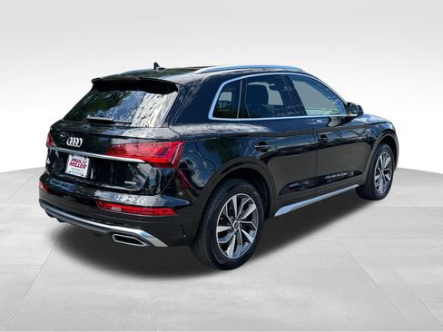 Used 2023 Audi Q5 2.0T Premium Plus w/ Premium Plus Package AWD/4WD image 9
