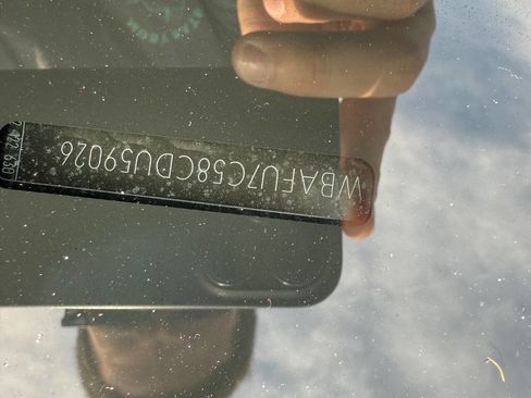 Used 2012 BMW 535i xDrive Sedan image 33