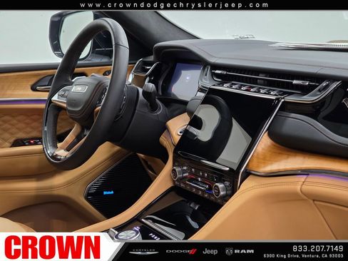 Certified 2024 Jeep Grand Cherokee Summit AWD/4WD image 14