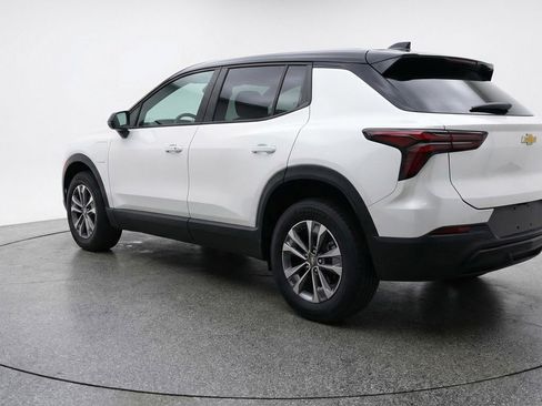 Used 2025 Chevrolet Equinox LT image 6