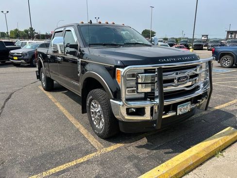 Used 2019 Ford F350 King Ranch w/ King Ranch Ultimate Package AWD/4WD image 3