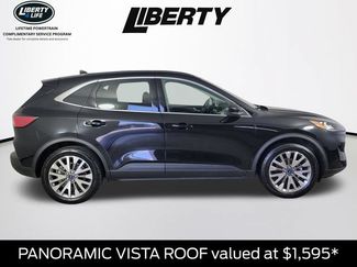 Certified 2022 Ford Escape Titanium w/ Class II Trailer Tow Package AWD/4WD video 2
