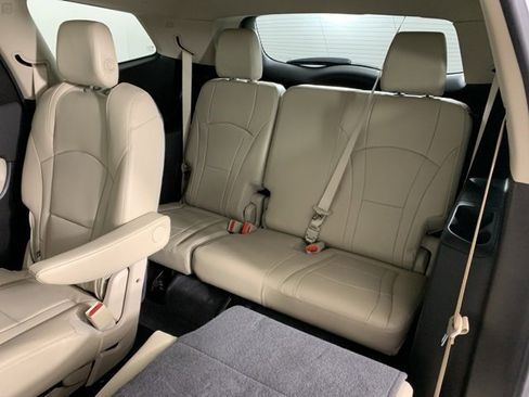 Used 2018 Buick Enclave Premium w/ Experience Buick Package image 34