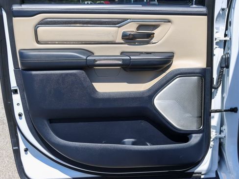 Used 2019 RAM 1500 Limited AWD/4WD image 7