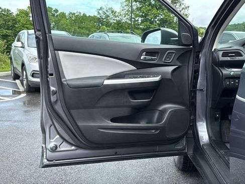 Used 2016 Honda CR-V Touring image 11