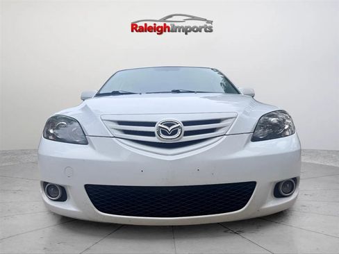 Used 2004 MAZDA MAZDA3 s w/ Moonroof & 6-CD Pkg FWD image 2