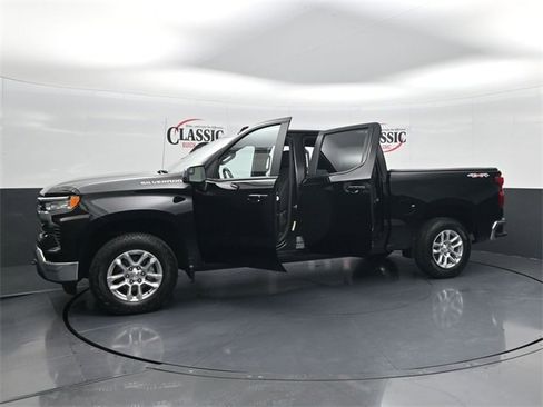 Used 2023 Chevrolet Silverado 1500 LT image 33