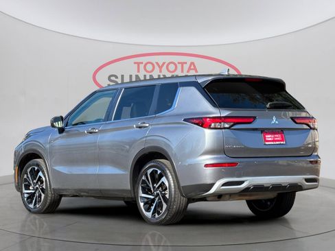 Used 2024 Mitsubishi Outlander SE image 7