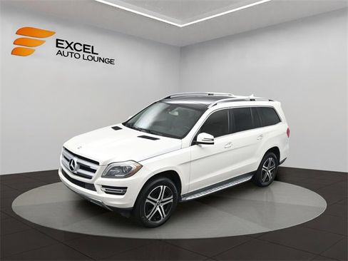 Used 2016 Mercedes-Benz GL 450 4MATIC w/ Premium I Package image 46