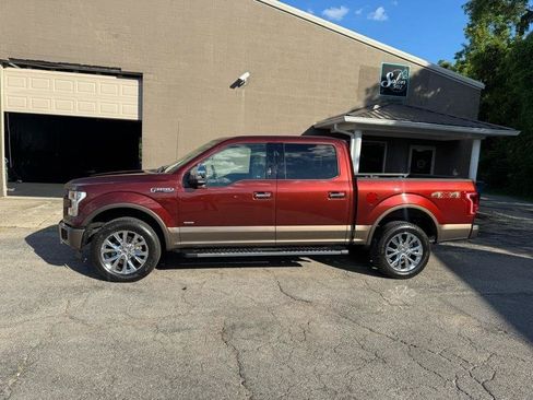 Used 2015 Ford F150 Lariat w/ Equipment Group 502A Luxury AWD/4WD image 9