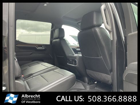 Used 2023 GMC Sierra 1500 Denali w/ Technology Package AWD/4WD image 15