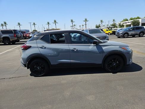 Used 2024 Nissan Kicks SV FWD image 4