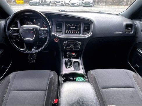 Used 2020 Dodge Charger SXT w/ Blacktop Package image 14
