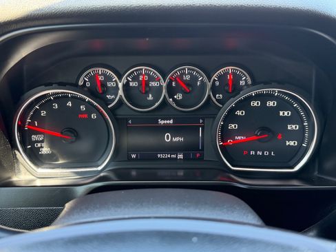 Used 2019 Chevrolet Silverado 1500 LT Trail Boss AWD/4WD image 18