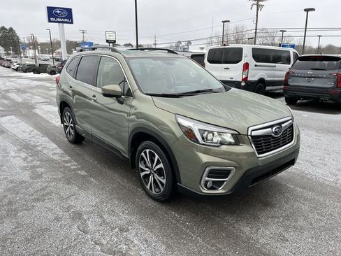 Used 2020 Subaru Forester Limited w/ Popular Package #3 image 11