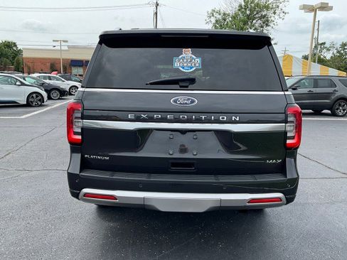 Used 2022 Ford Expedition Max Platinum AWD/4WD image 6
