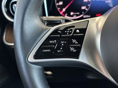 Used 2025 Mercedes-Benz C 300 Sedan image 18